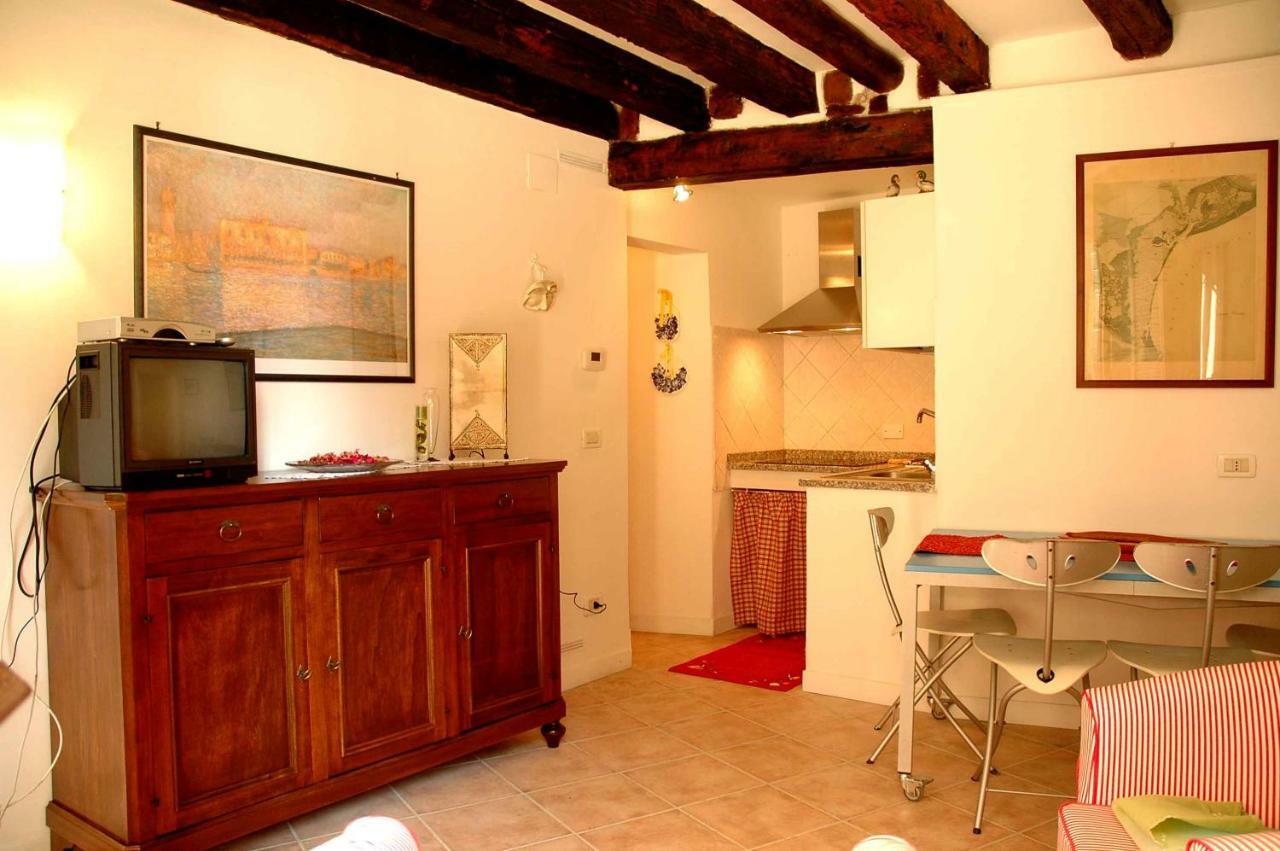 1410 Castello Appartement Venetië Buitenkant foto